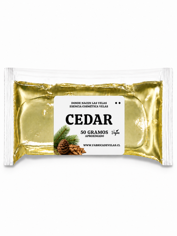 Esencia Cedar Vela de Parafina.