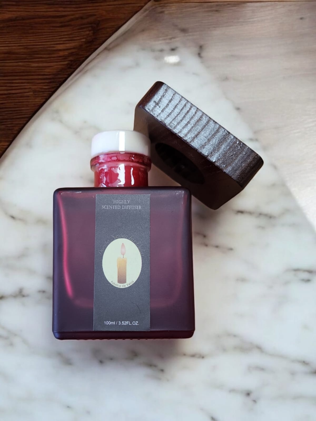Vela Aromatica mas Red Difusor, Wild Rose & Oud